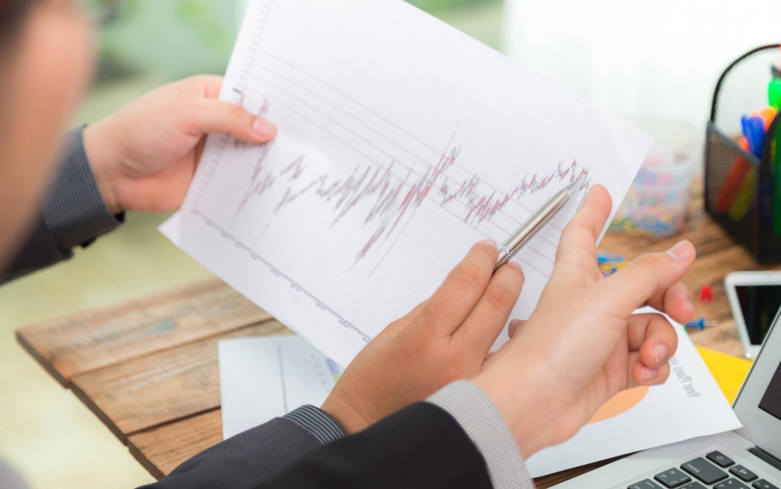 Erfolgsgeschichte eines Teilnehmers, der durch Fundamentalanalyse seine Investitionsstrategie verbessert hat